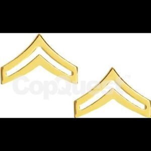 Smith & Warren Corporal Rank lapel pin.